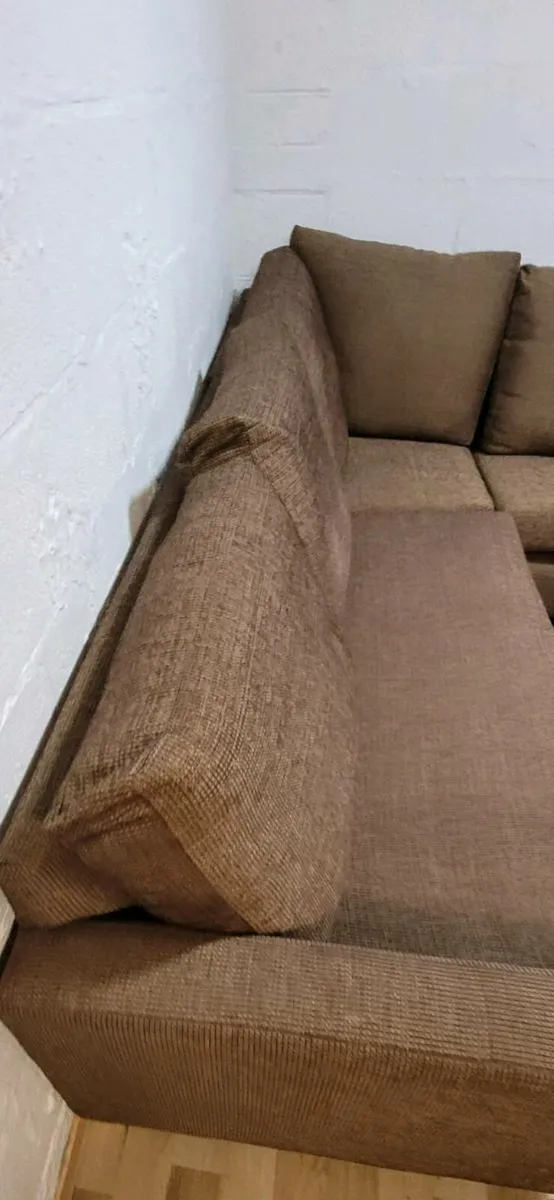 Corner sofa ,Dublin Delivery - Image 4