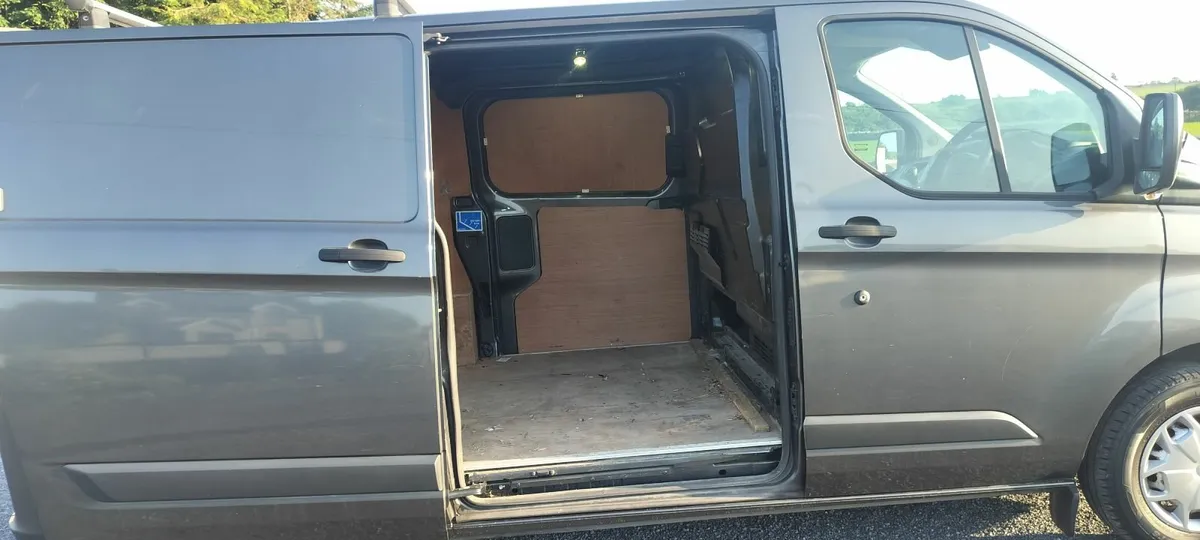 Ford Transit Custom 2017 - Image 4