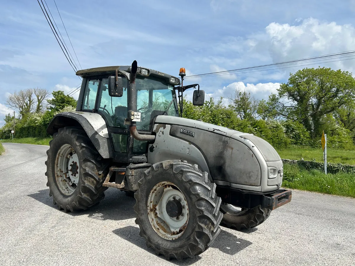 2003 Valtra T130 - Image 3