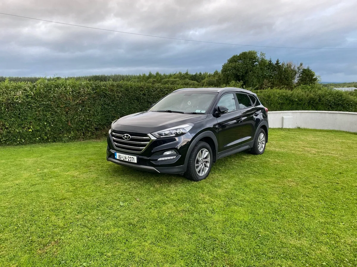 Hyundai Tucson Executive Diesel - Image 2