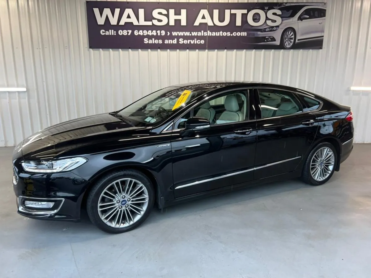Ford Mondeo 2.0 TD 180PS Powershift 4DR Auto - Image 4