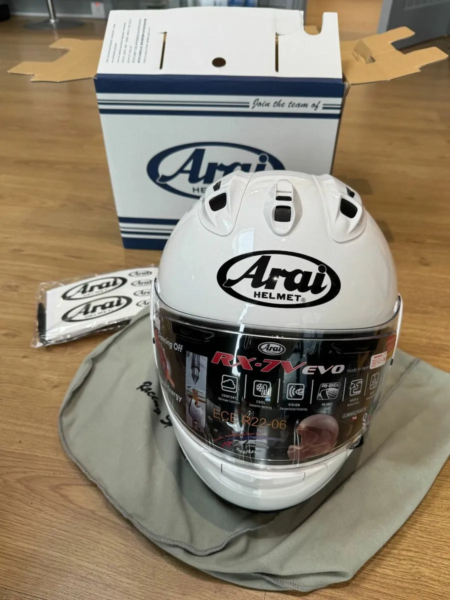 Arai RX-7V Evo Diamond  Motorcycle Helmet&Spoiler - Image 1