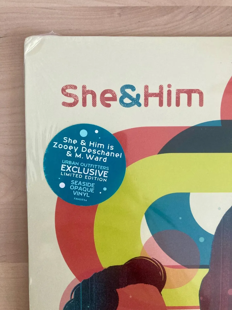 She & Him Tribute to Brian Wilson Ltd Ed Vinyl - Image 4