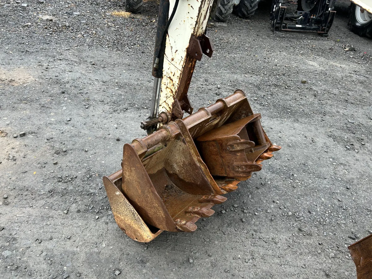 Terex 1.5Tonne Excavator - Image 4