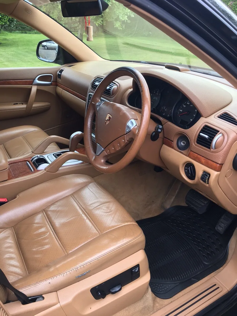 Porsche Cayenne S Tiptronic - Image 4