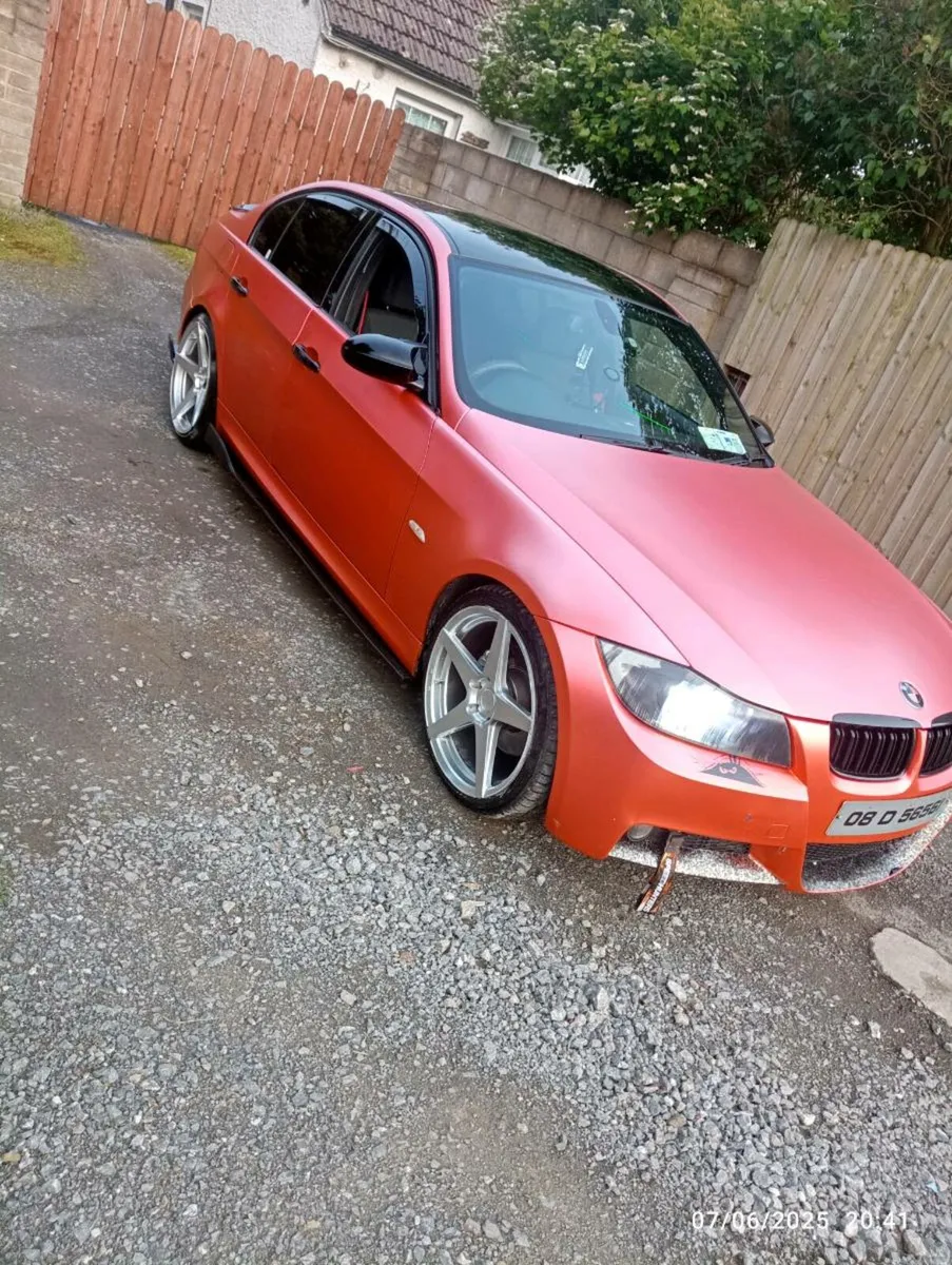 BMW 320 - Image 3