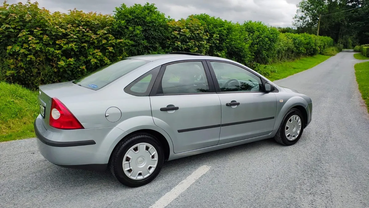 FORD FOCUS - Image 4