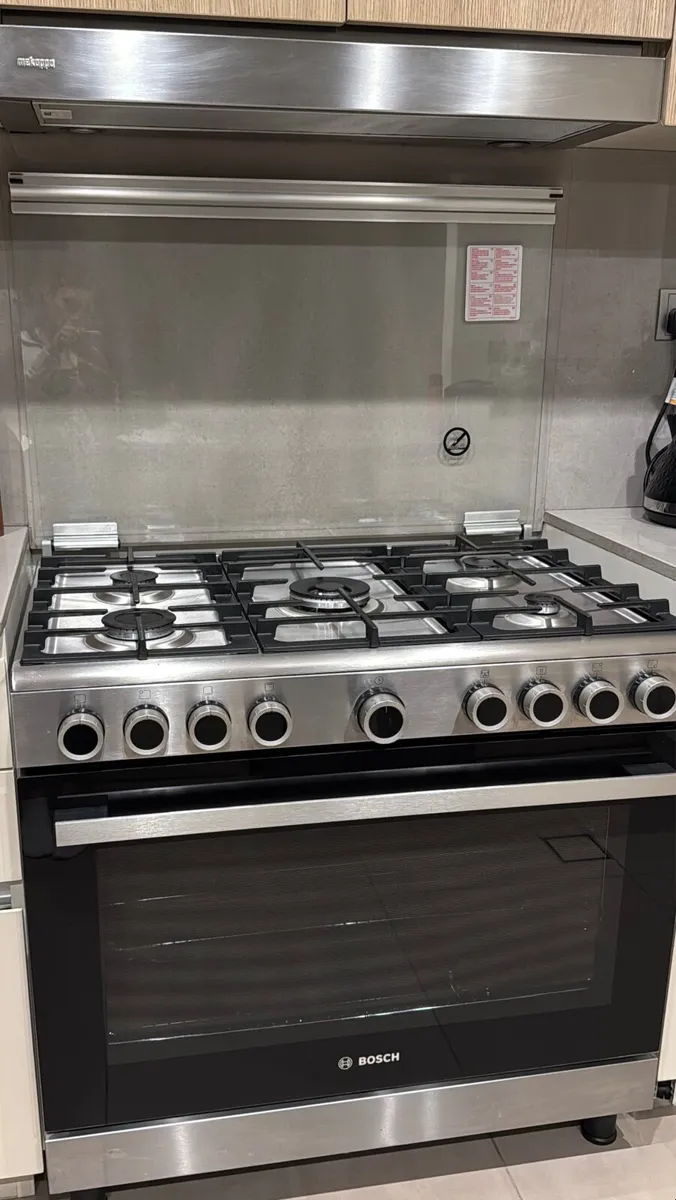 Bosch oven with gas cooktop