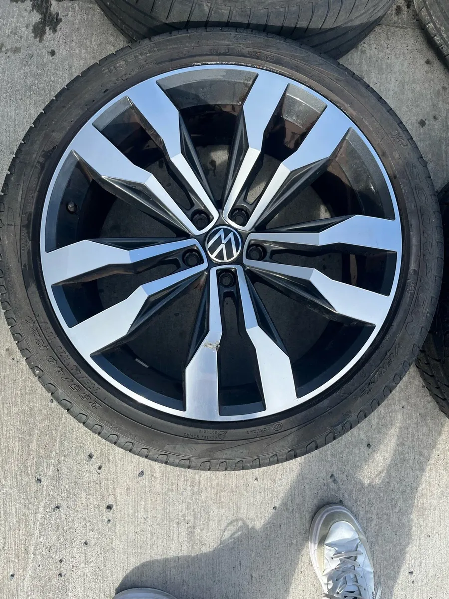 Genuine Volkswagen Tiguan R Line 20” Alloys - Image 3
