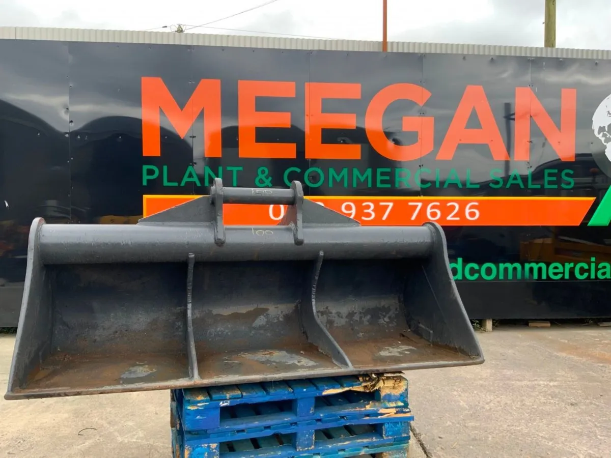 84"  BMC GRADING BUCKET......100mm PINS......1518 - Image 1