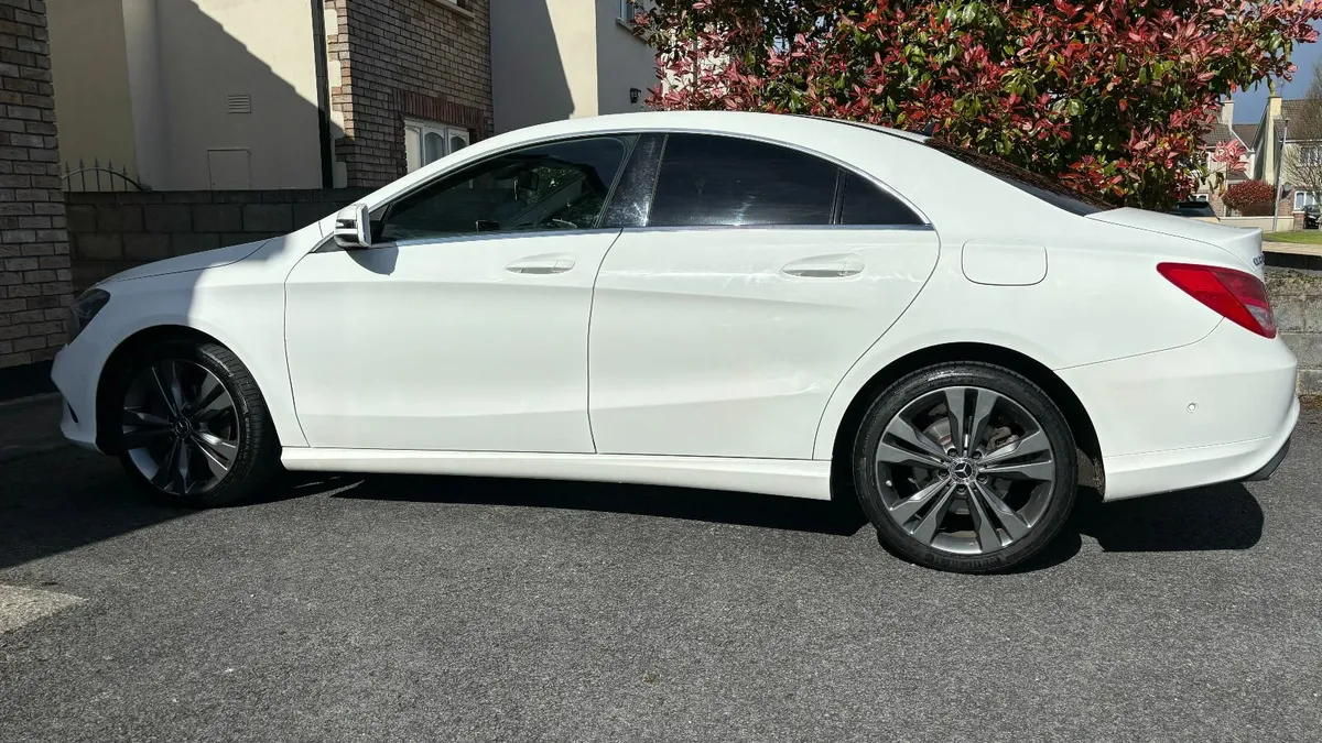 2018 Mercedes-Benz CLA 200D - Sunroof - Image 4