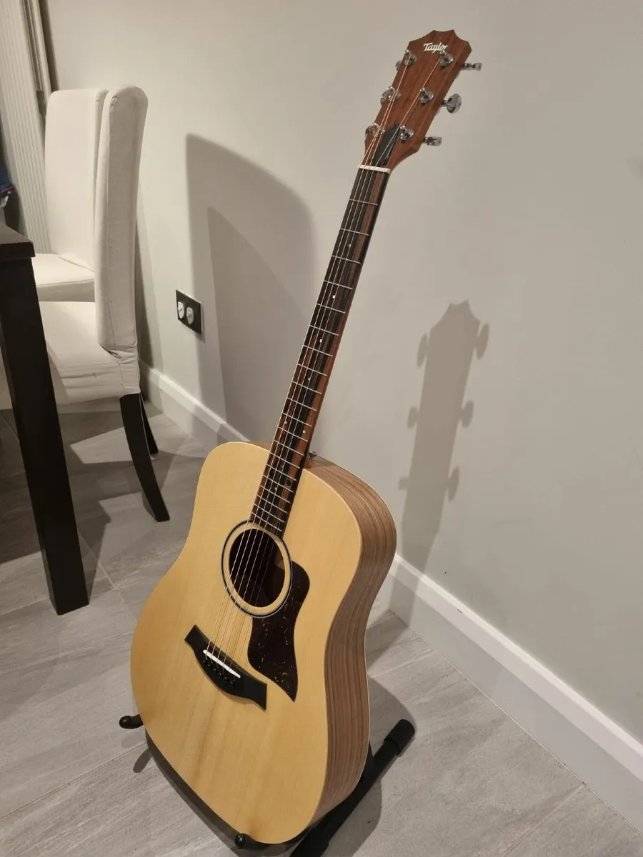 Taylor Guitar - Image 3