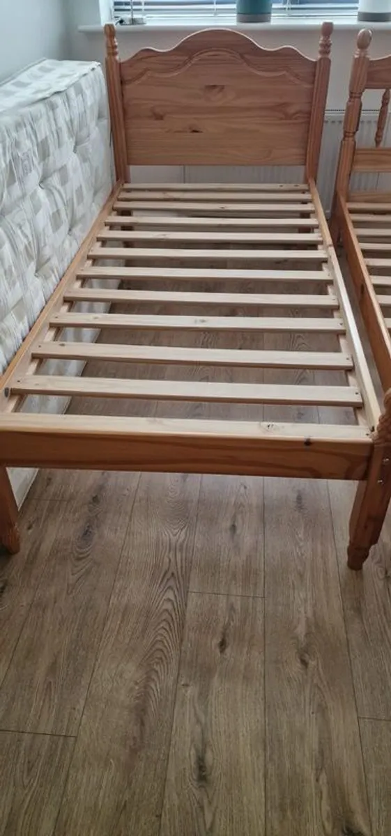 Single beds and mattresseses - Image 2