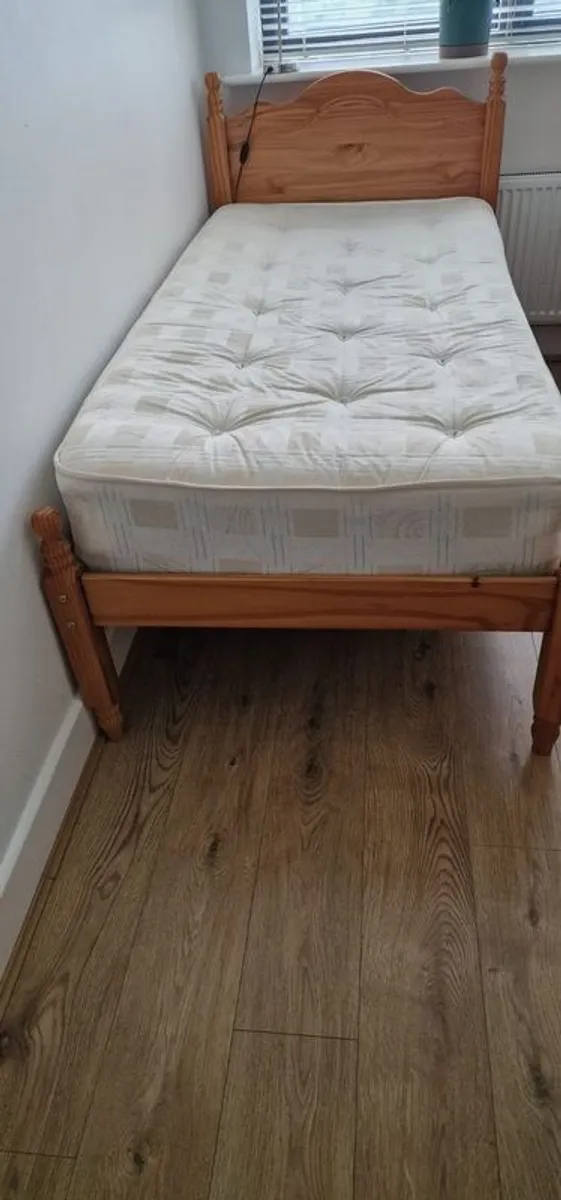 Single beds and mattresseses - Image 4
