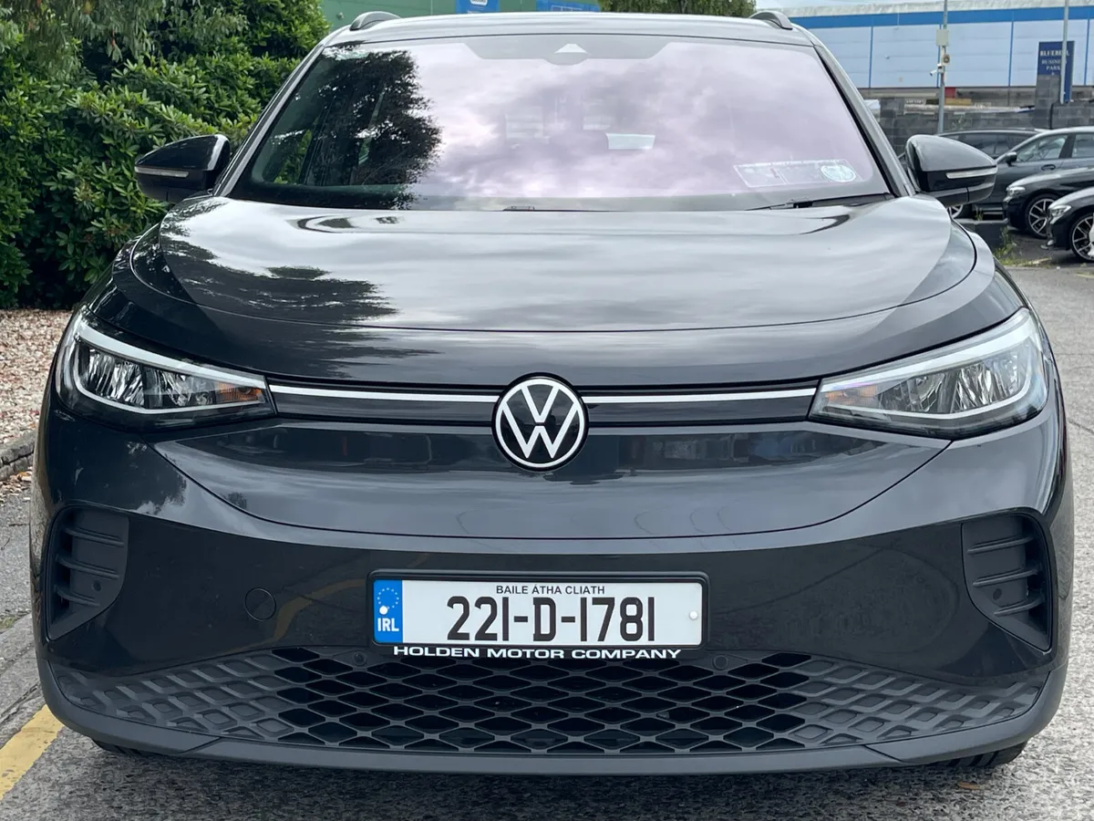 2022 Volkswagen ID.4**LOW MILEAGE** - Image 4