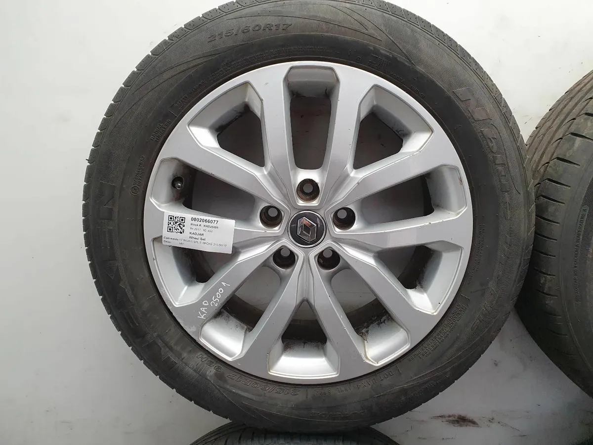 2017 Renault Kadjar 17" Alloy Wheel Set - Image 2