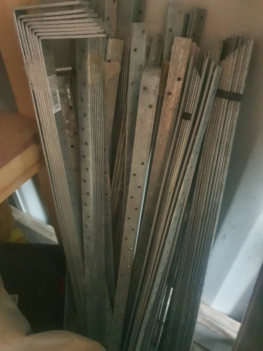 wall plate, straps - Image 1