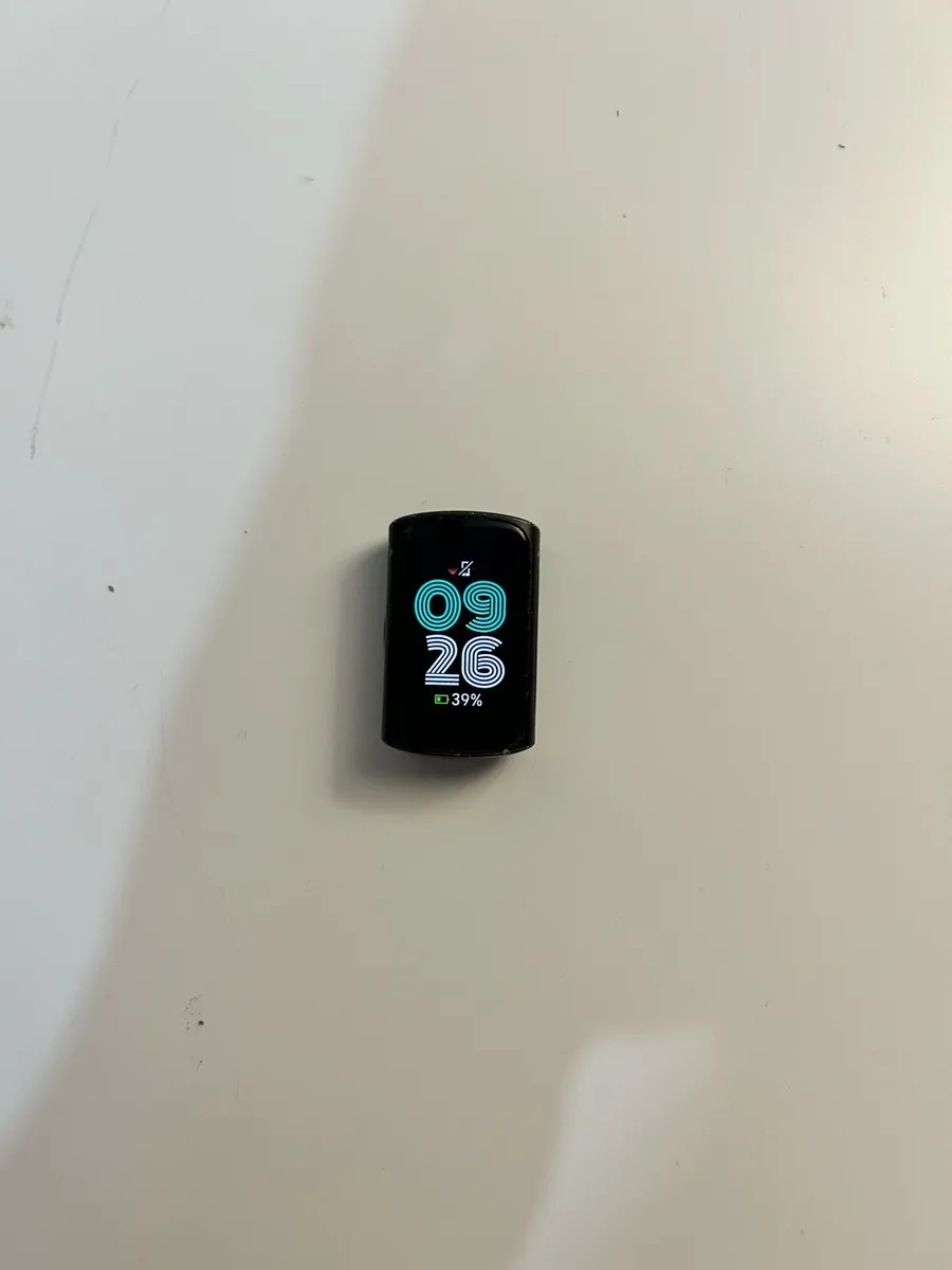 Fitbit Charge 6 - Image 2