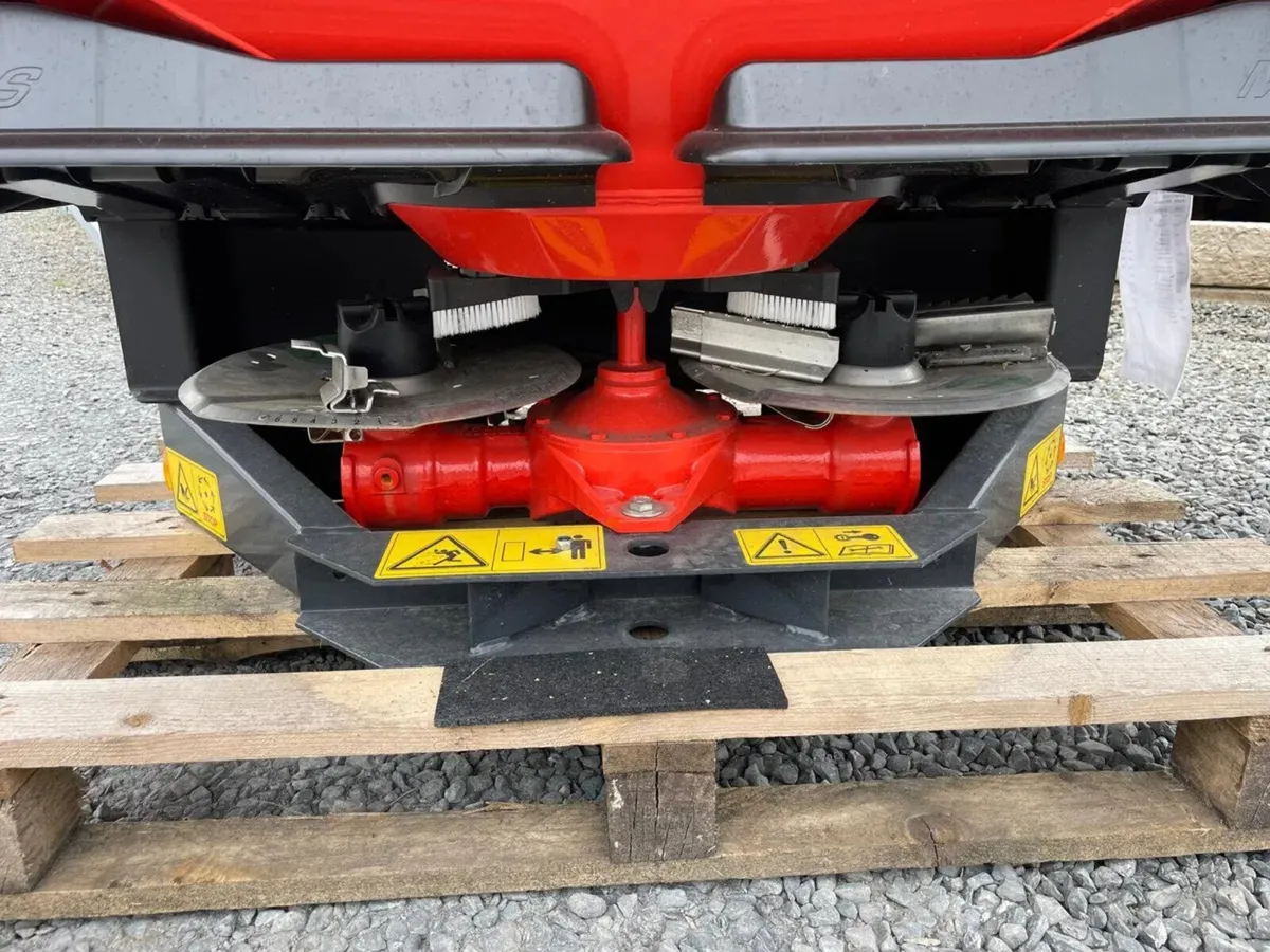 Rauch Fertilizer Spreaders Model to Suit You !!! - Image 3