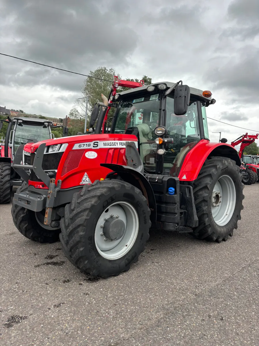 Massey Ferguson  6718S DYNA-6 - Image 3