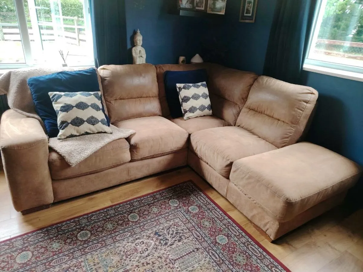 Tan suede corner couch - Image 3