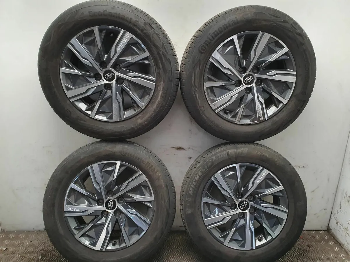 2023 Hyundai Tucson Alloy Wheel Set - Image 1