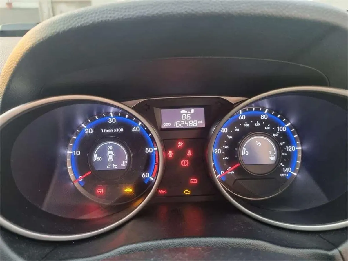 2015 Hyundai Ix35 1.7 Diesel High Spec - Image 4