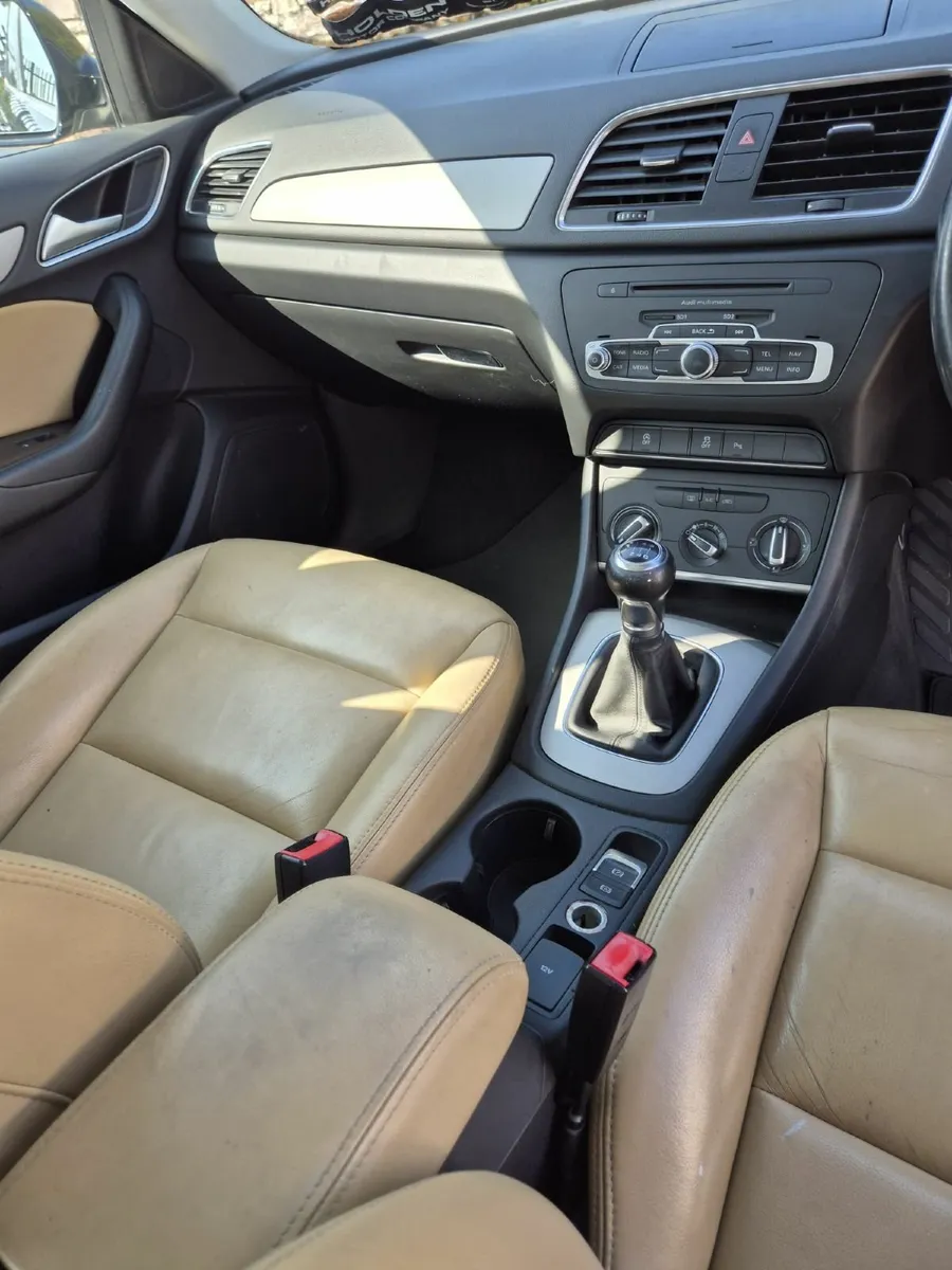 Audi Q3 2014 - Image 3