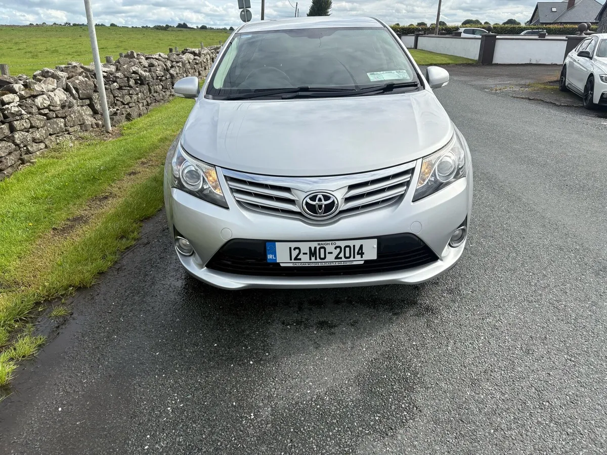 2012 Toyota avensis 2.0 d4d - Image 2