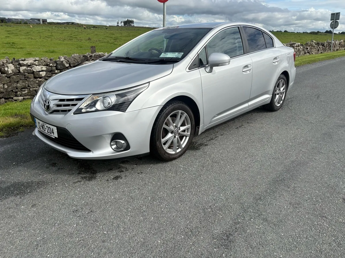 2012 Toyota avensis 2.0 d4d - Image 3