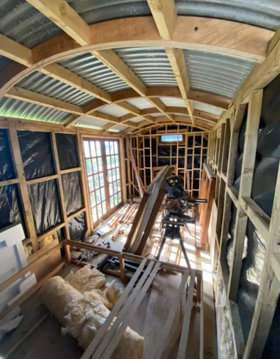Shepherds hut - Image 3