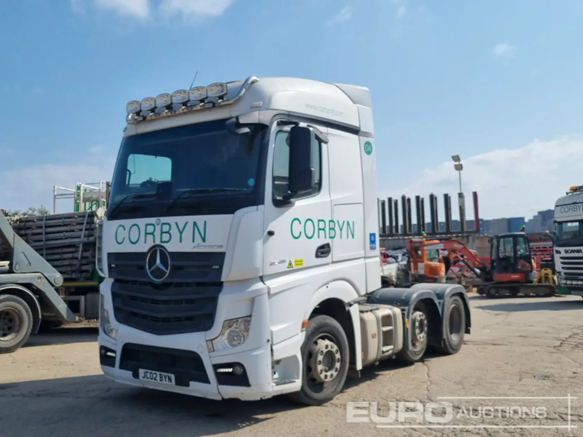2015 Mercedes Actros 2545 - Image 1