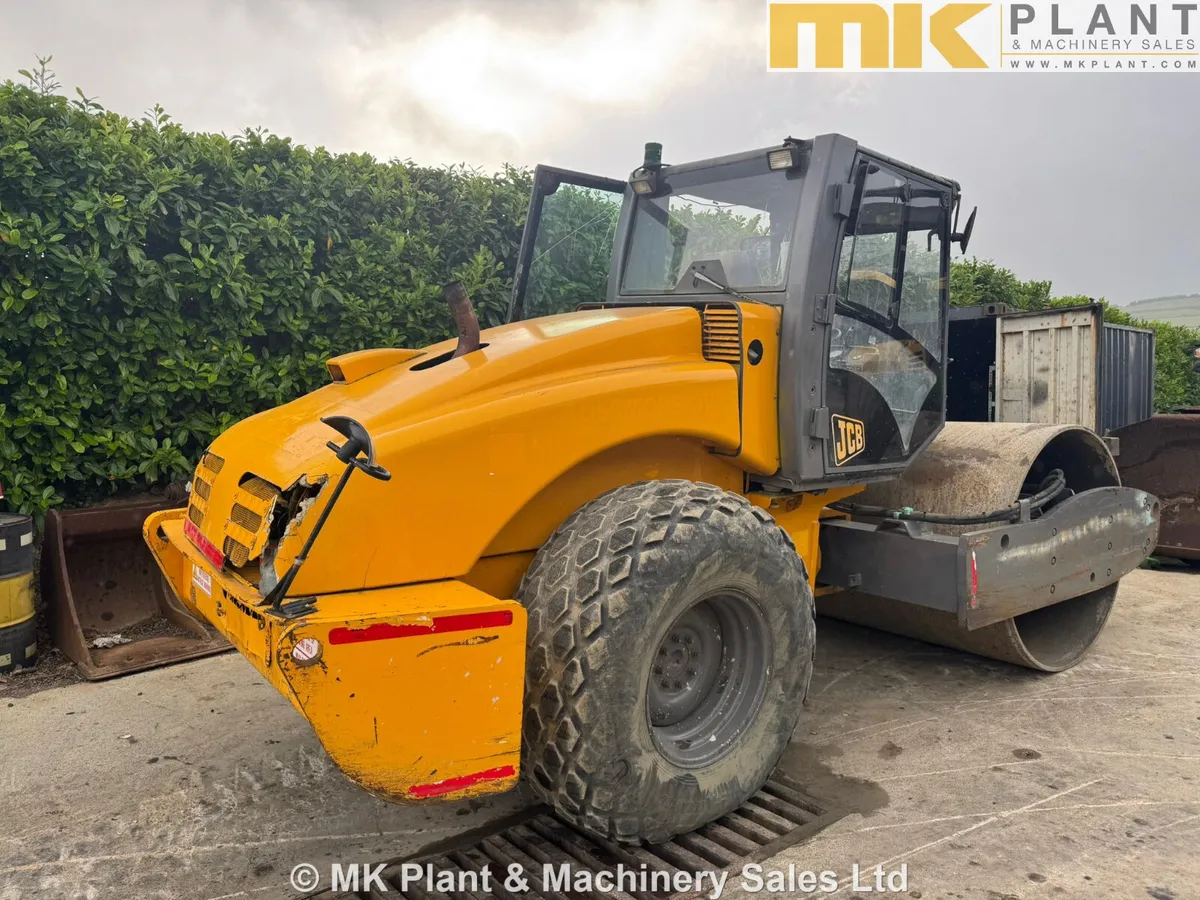 JCB Vibromax VM146D Single Drum Roller - Image 4