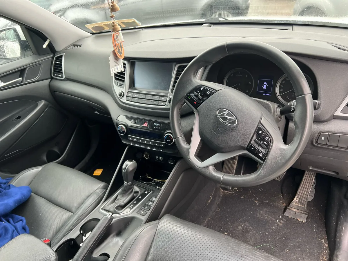 2017 Hyundai Tucson 1.7 Dsl Automatic - Image 4
