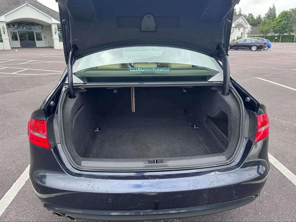 Audi A4 2015 - Image 4