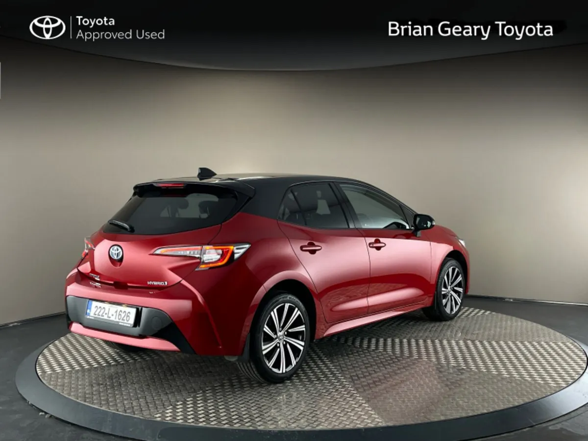 Toyota Corolla HYBRID LUNA SPORT H/B - Image 2