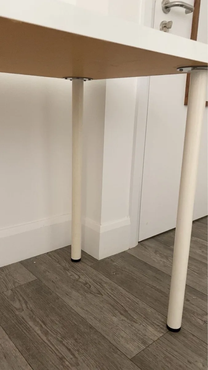 White ikea desk - Image 4