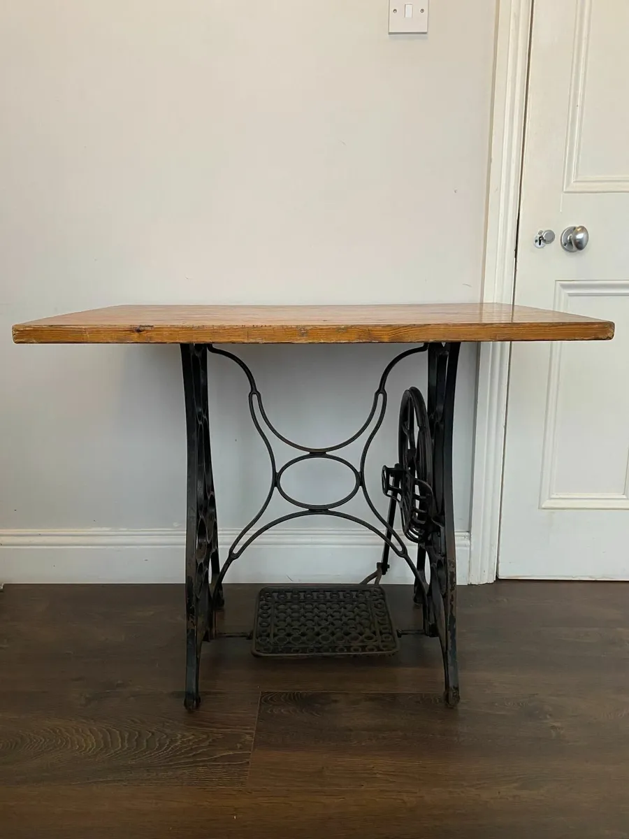 Original Vintage Sewing table - Image 1