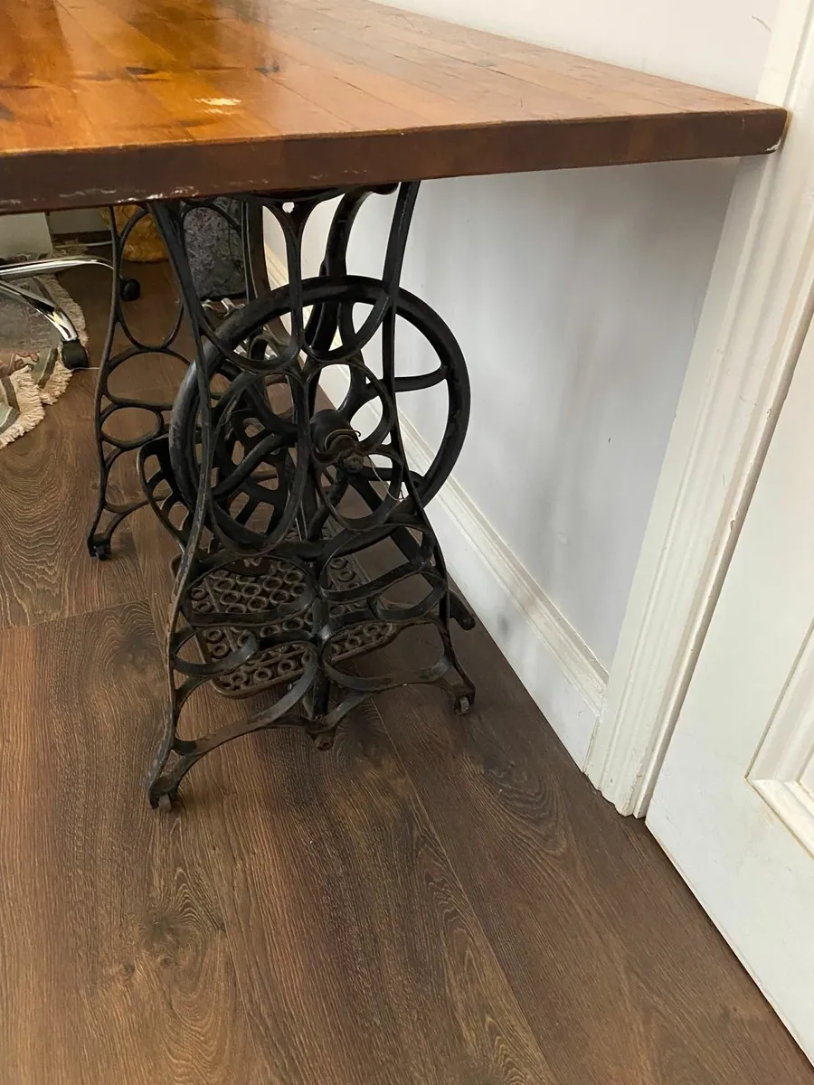 Original Vintage Sewing table - Image 2