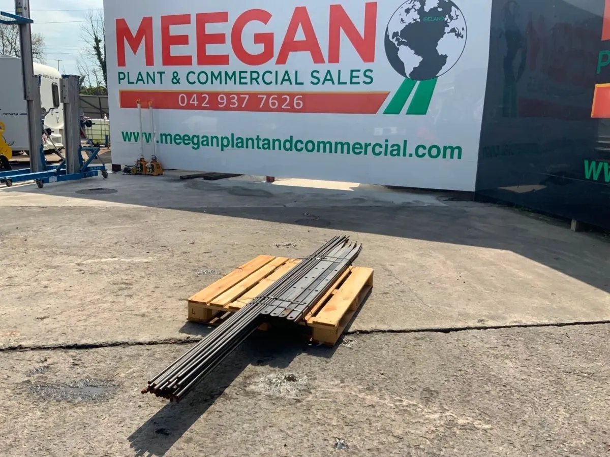 METAL ESTATE FENCING BUNDLE…..20 lin/mts. - Image 2