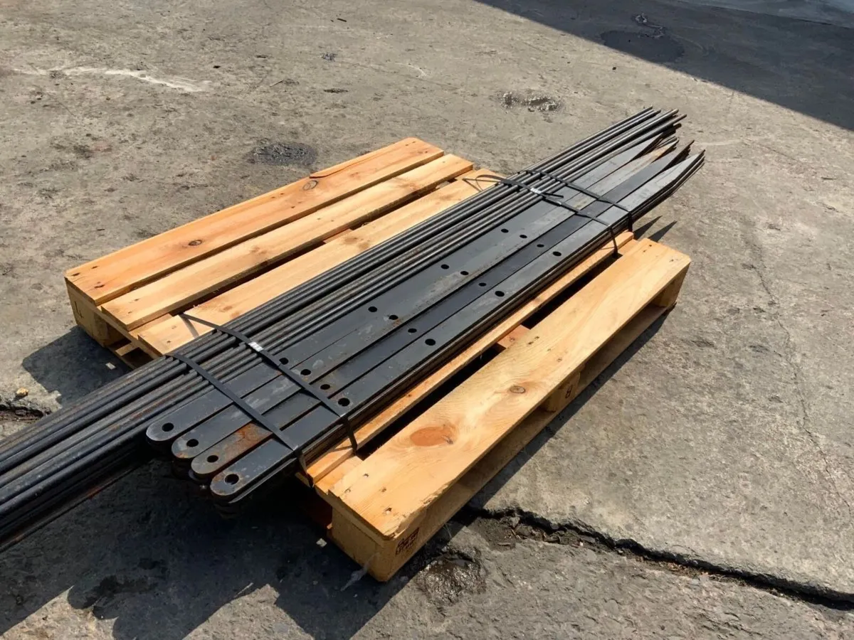 METAL ESTATE FENCING BUNDLE…..20 lin/mts. - Image 3