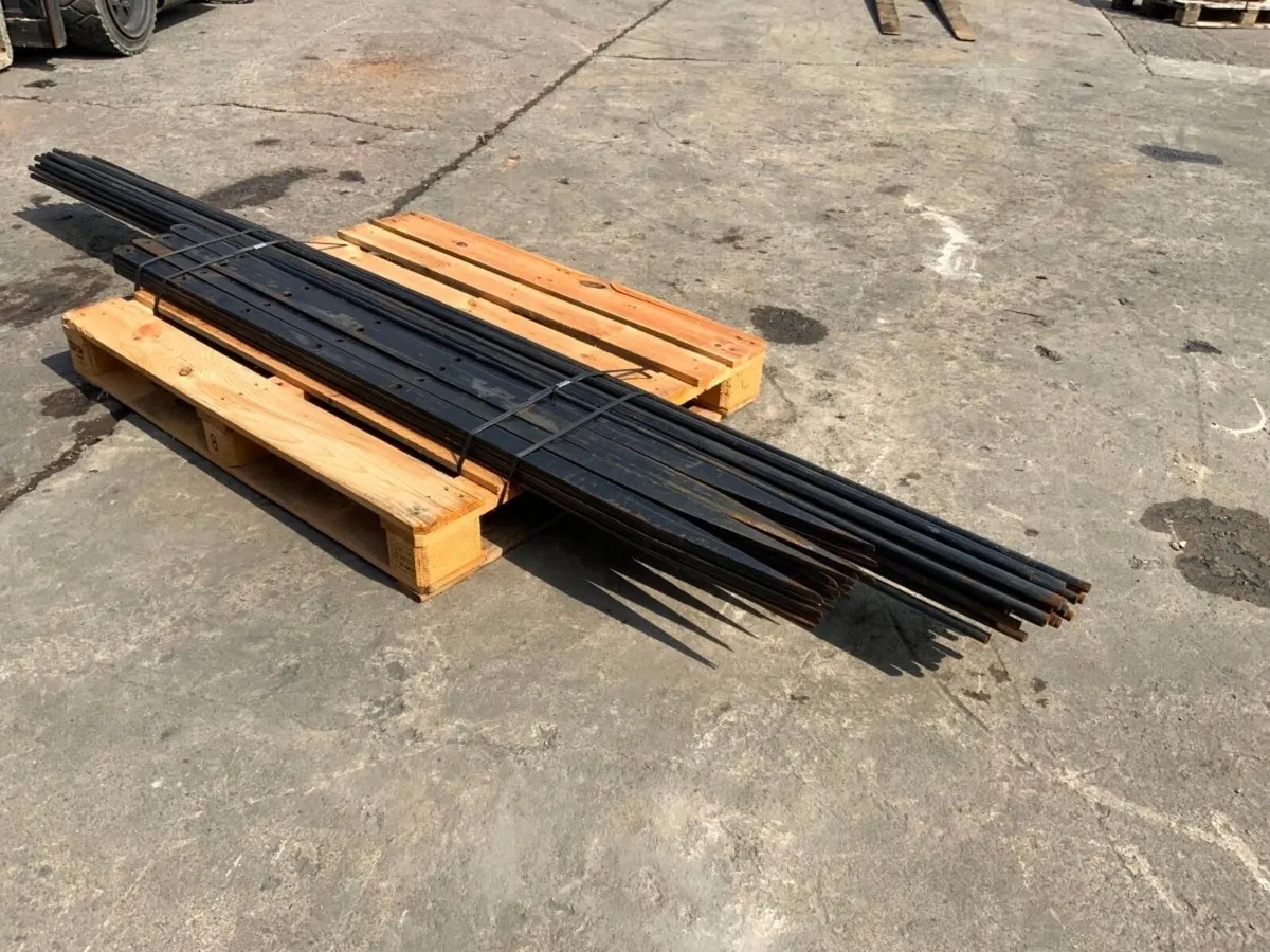 METAL ESTATE FENCING BUNDLE…..20 lin/mts. - Image 4