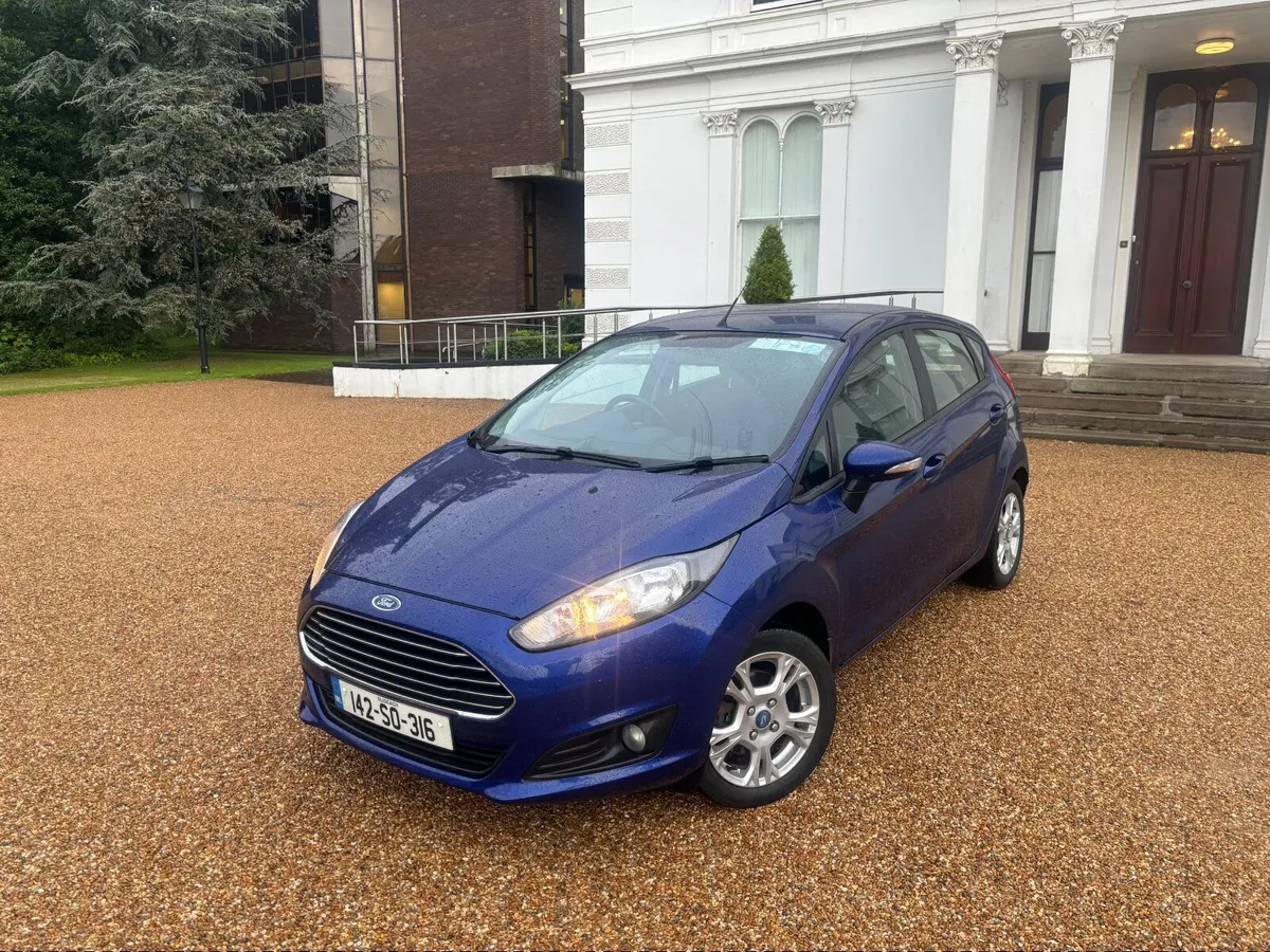 142 Ford Fiesta 1.2 petrol ZETEC model high spec - Image 2
