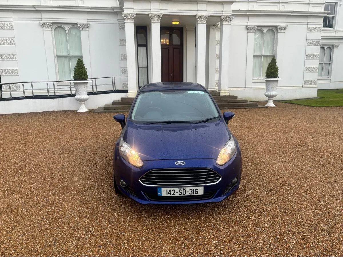 142 Ford Fiesta 1.2 petrol ZETEC model high spec - Image 3