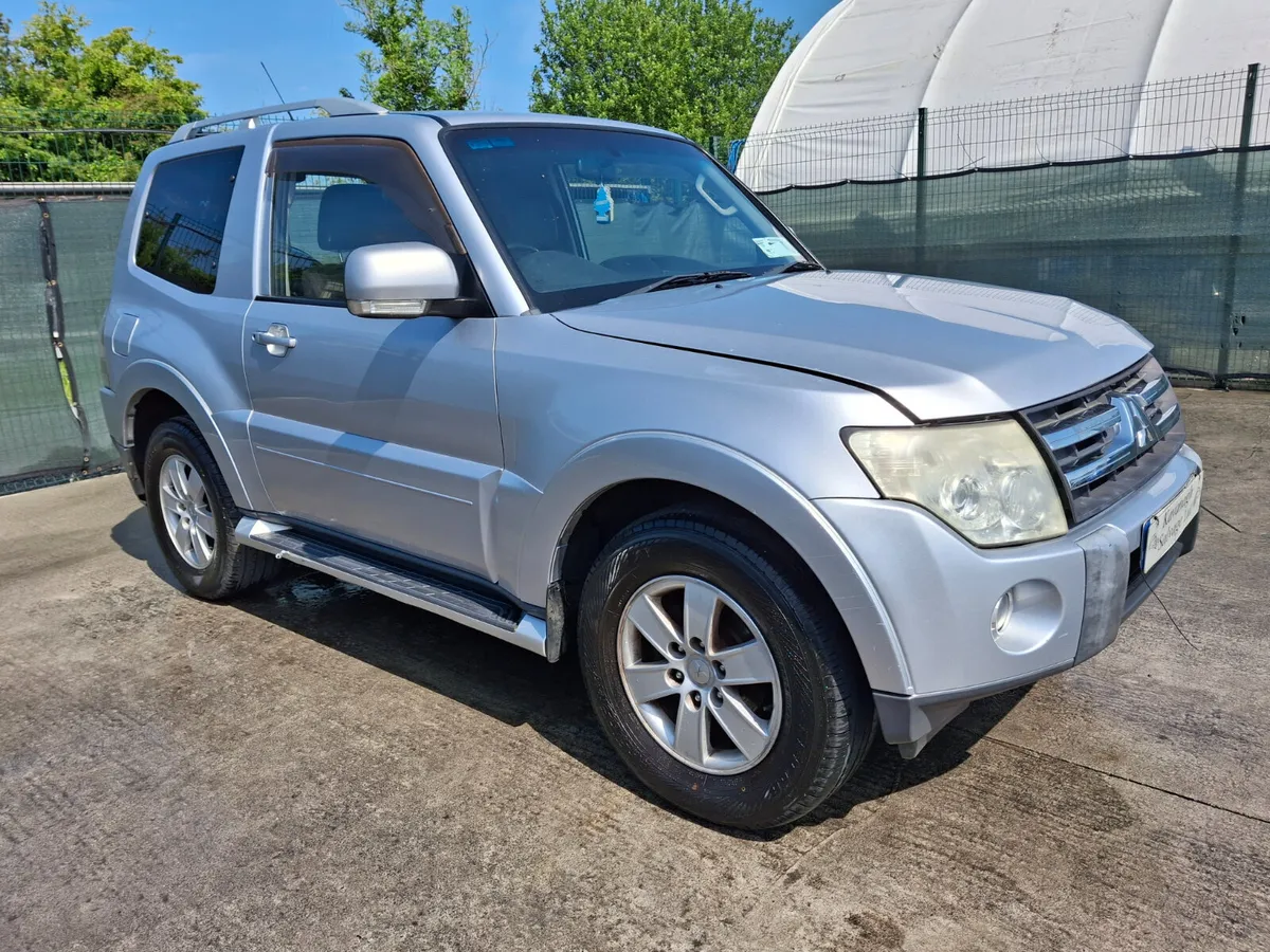 *2008 Mitsubish Pajero  Swb  3.2.Clean - Image 4
