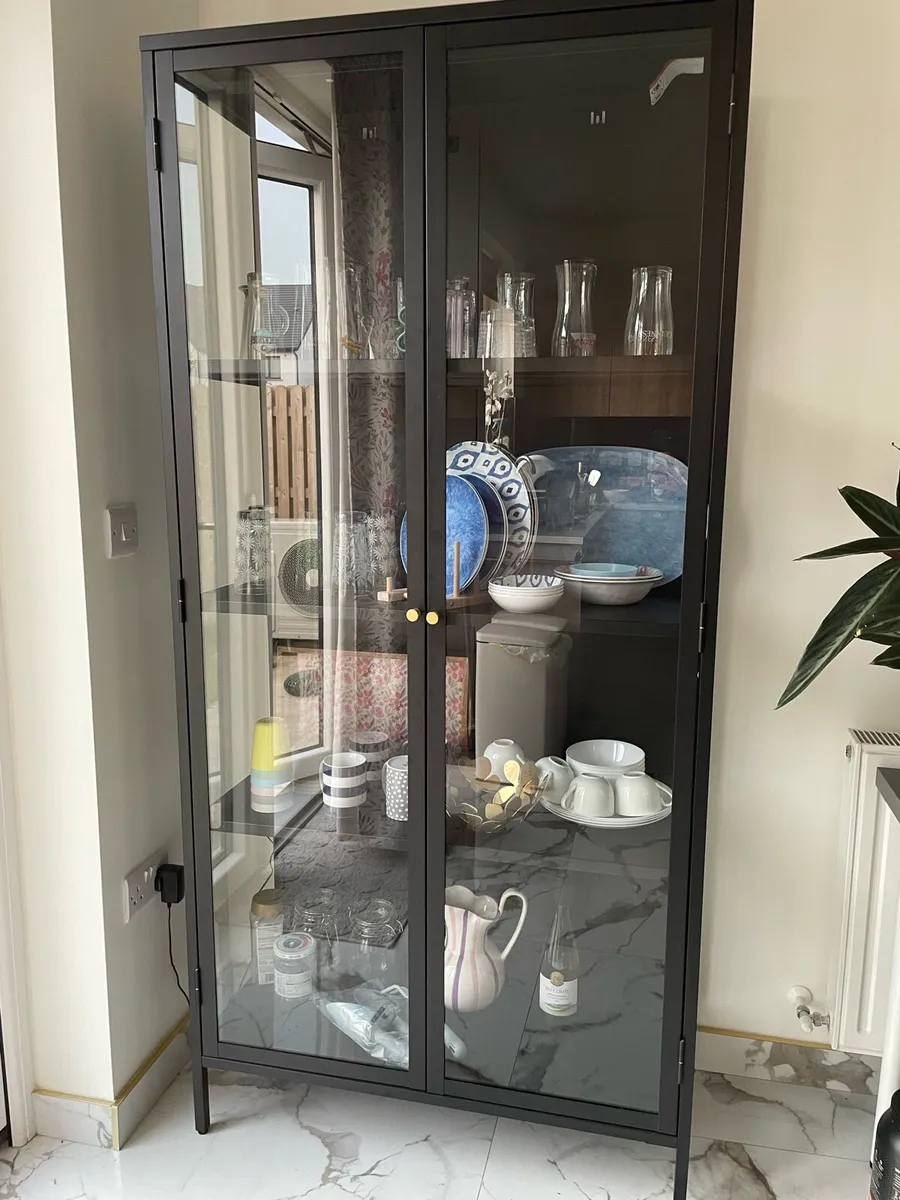 Carmel display cabinet - Image 2