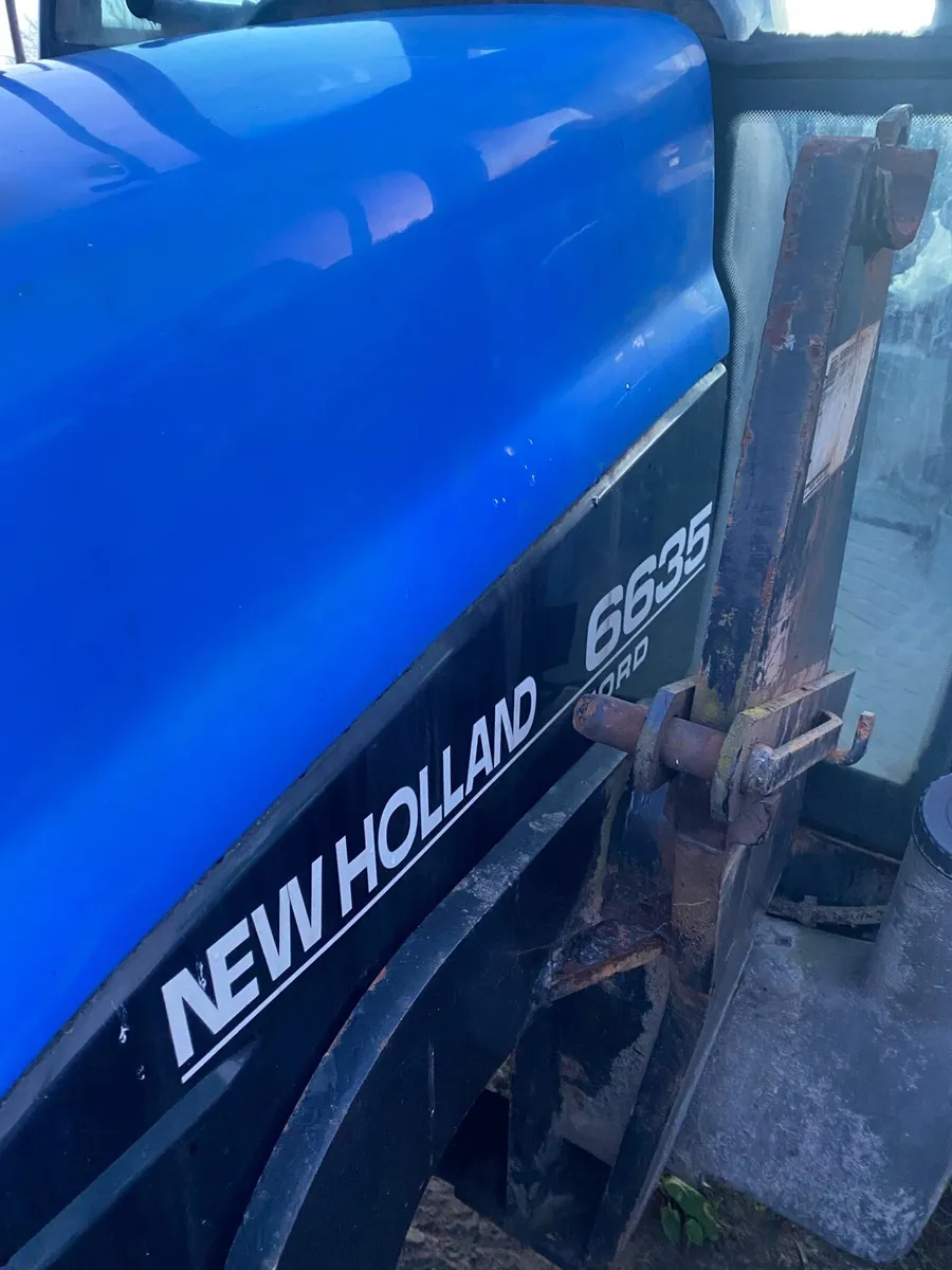 New Holland 6635 - Image 2