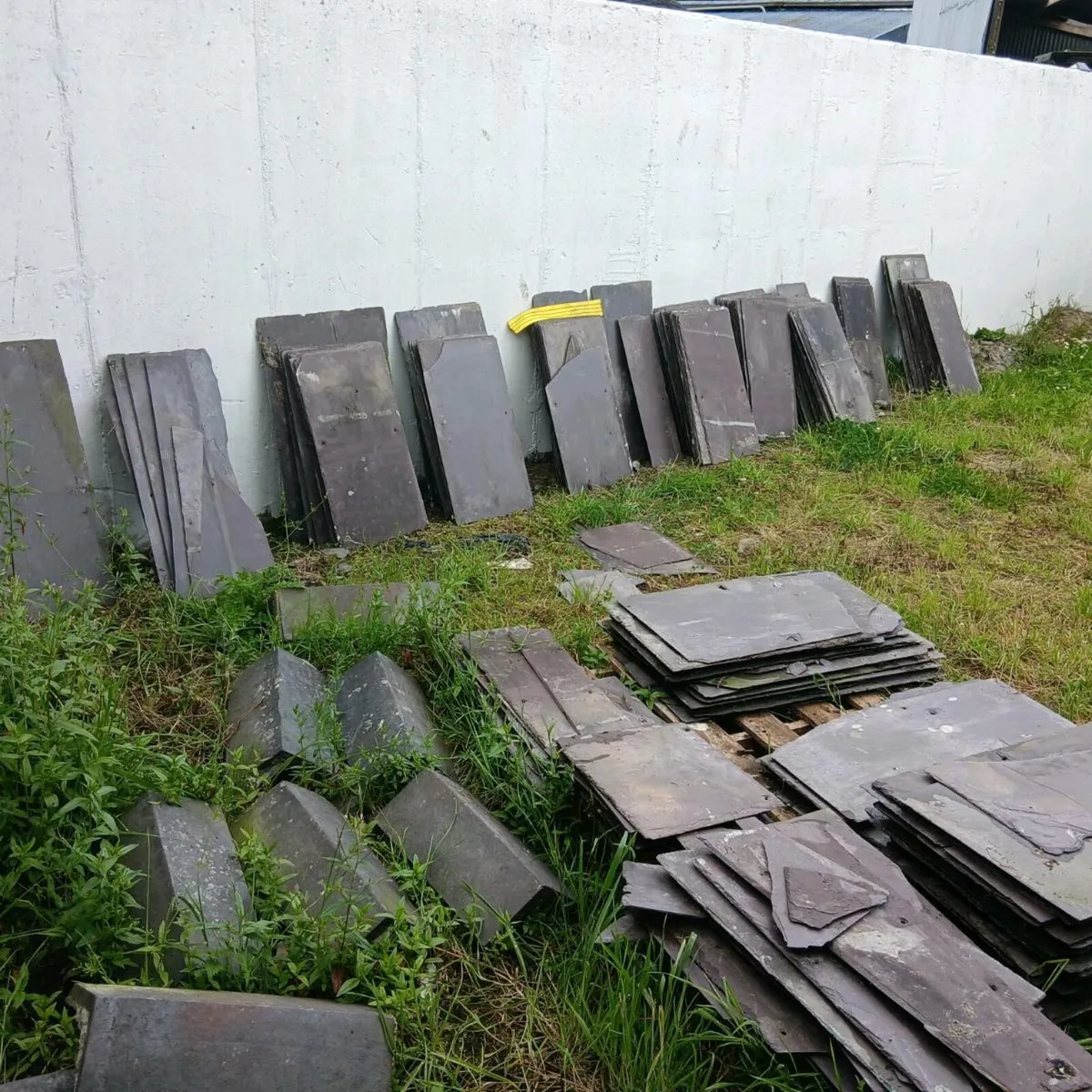Bangor blue slates - Image 1