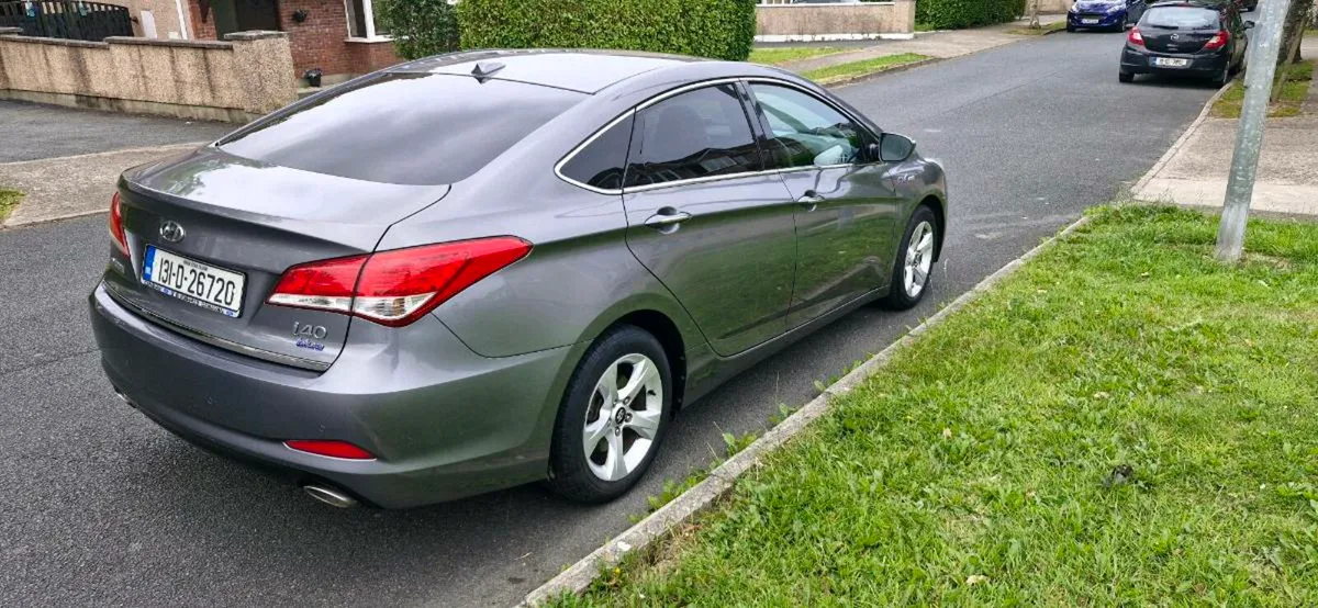 Hyundai i40 blue drive - Image 4