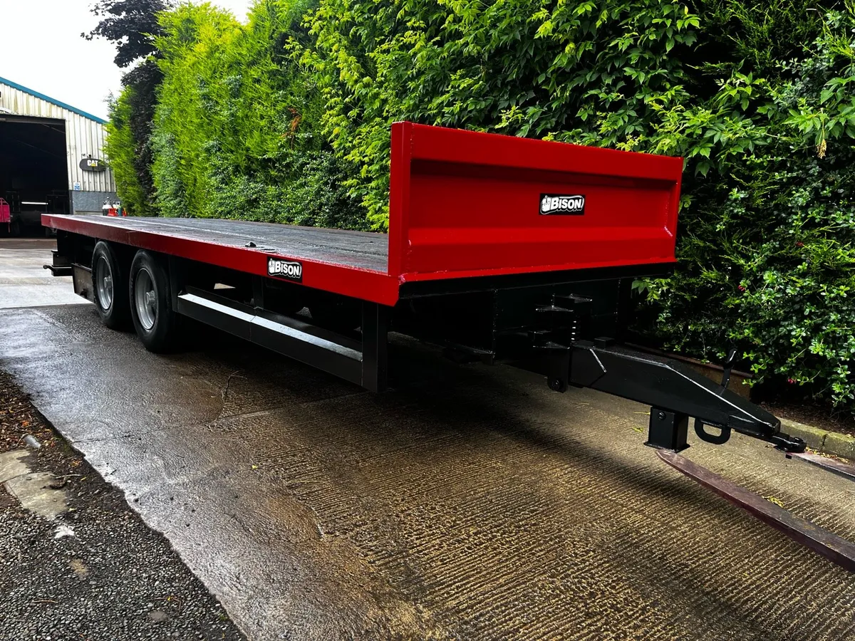 25ft bale trailer - Image 1